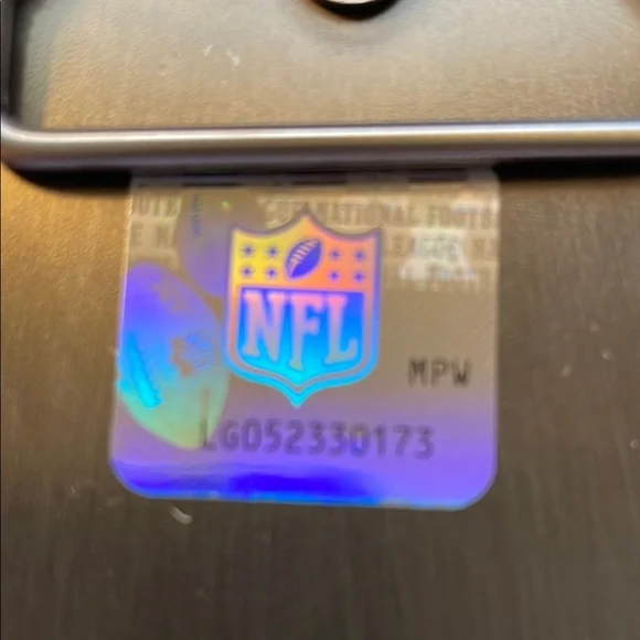 Broncos Vintage Buckle - Picture 4 of 4